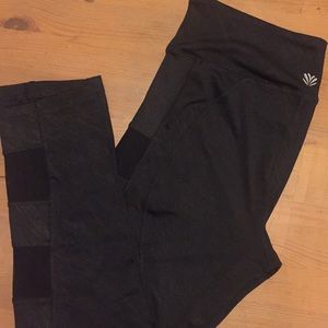 Forever 21 womens active leggings